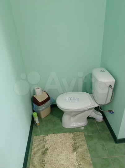 Комната 16 м² в 9-к., 1/2 эт.