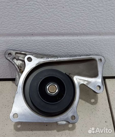 Помпа Renault Duster