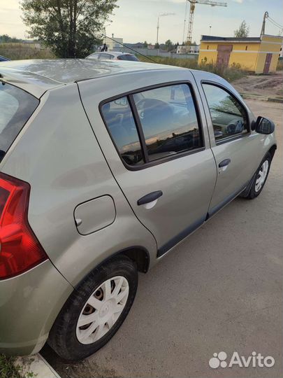 Renault Sandero, 2012