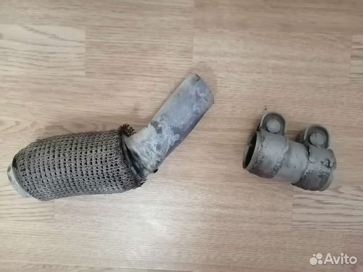 Продаю гофру завод на фольц поло седан и хомут