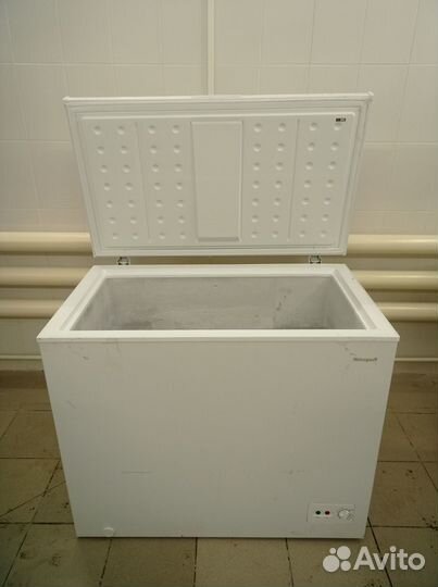 Морозильный ларь Weissgauff WFH 250 MC
