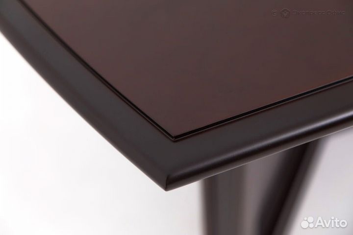 Столы для переговоров Doge