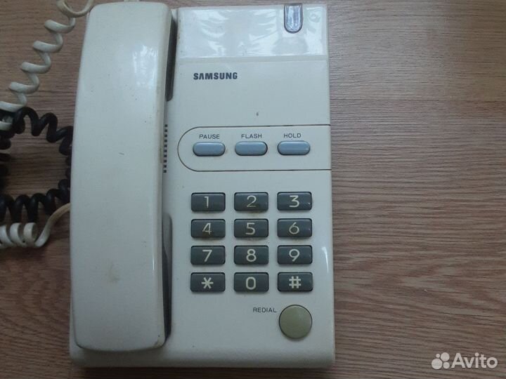 Телефон стационарный клавишный