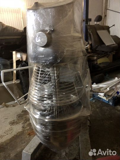 Миксер планетарный профессиональный бу