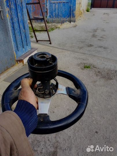 Спортивный руль на волга
