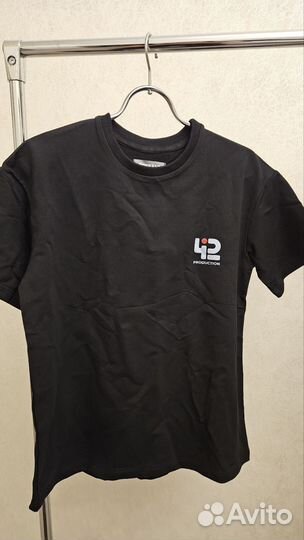 Футболка новая XS