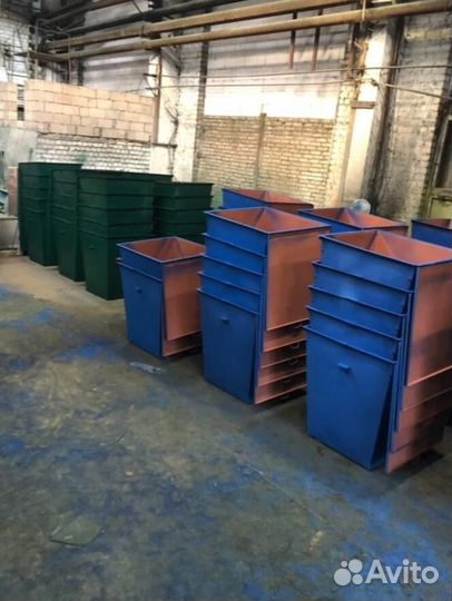 Мусорный контейнер