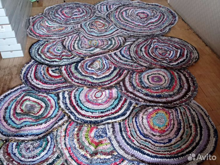 Вязаные коврики