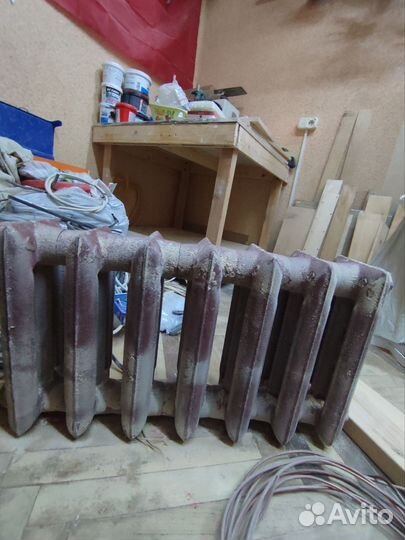 Радиатор отопления б/у чугунный 7 секций