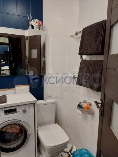 2-к. квартира, 77 м², 2/5 эт.