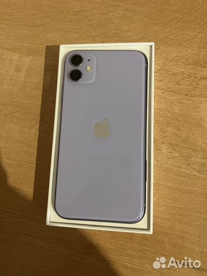 iPhone 11, 64 ГБ