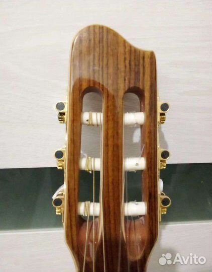 Классическая гитара с подключением