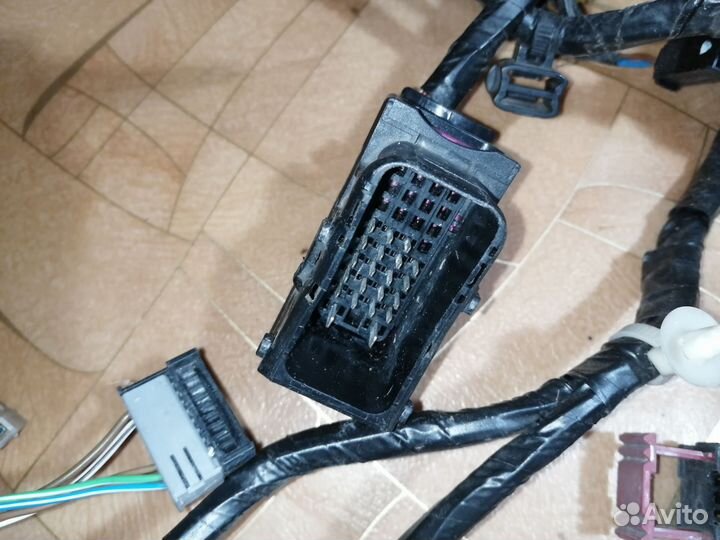 Коса передней левой двери опель Астра аш