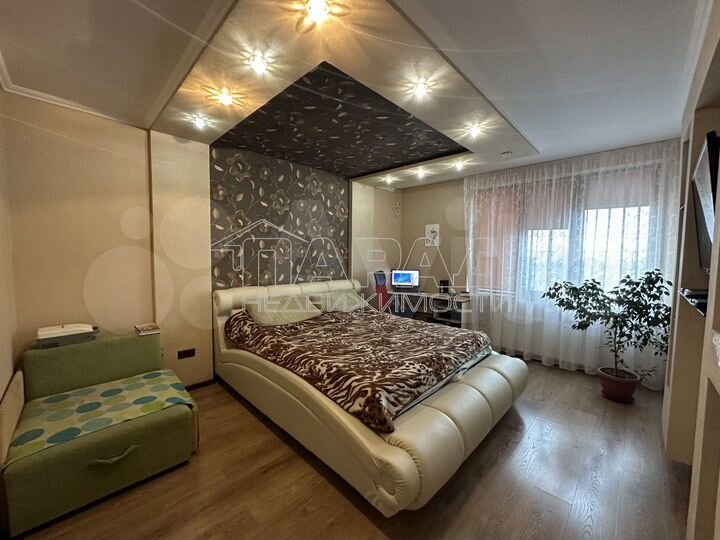 2-к. квартира, 77 м², 7/11 эт.