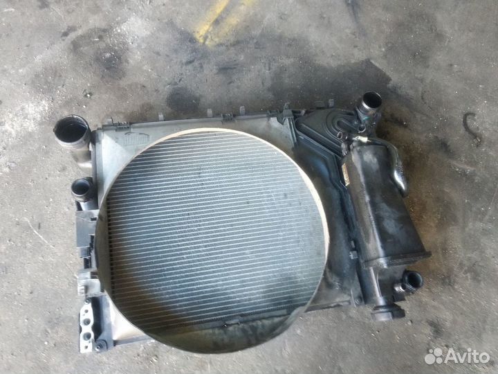 Кассета радиаторов с бмв Е46 330D дизель