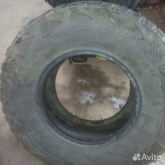 Kumho Road Venture MT71 315/70 R17