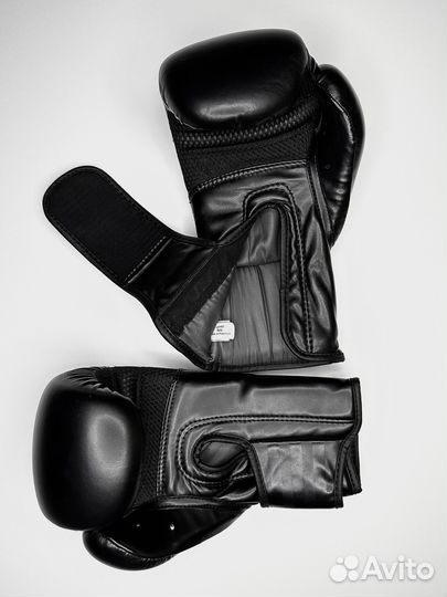 Боксерские перчатки adidas hybrid 80