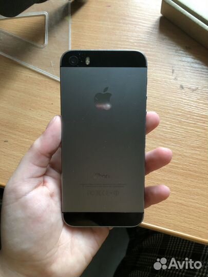 iPhone 5S, 16 ГБ