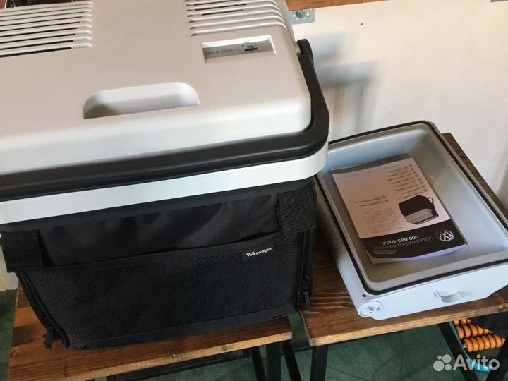 Автомобильный холодильник -термос