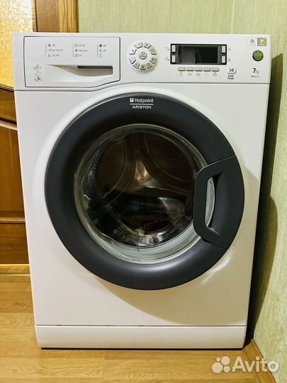 Стиральная машина Hotpoint Ariston (Италия)