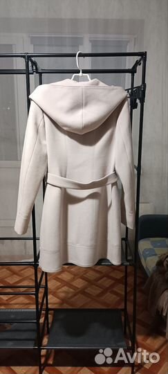 Пальто женское демисезонное 46