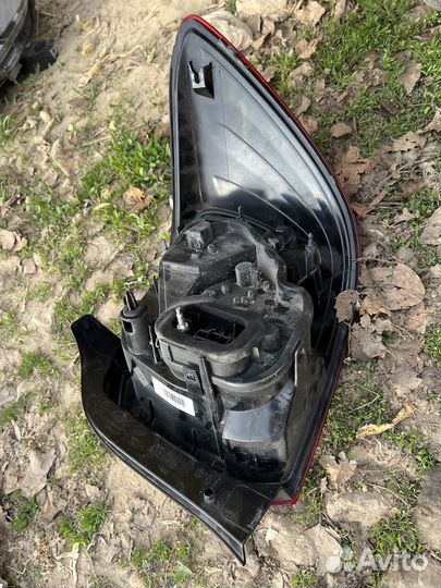 Mitsubishi Outlander фара левая