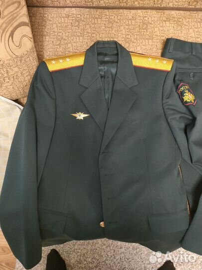 Парадная военная форма