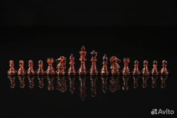 Янтарные шахматы. Фигуры из Янтаря. Янтарь. CF003