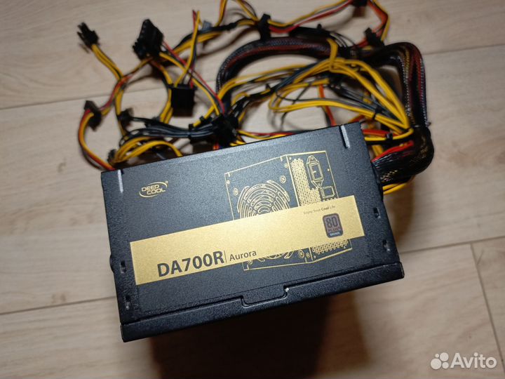 Блок питания 700w deepcool da700r Aurora