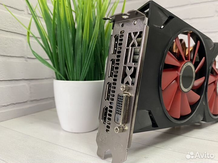 Видеокарта XFX RX 580 8GB (гарантия)