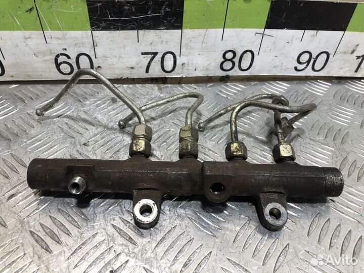 Рейка топливная рампа Renault Megane 2003 2009