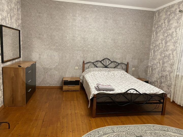 Дом 300 м² на участке 10 сот.