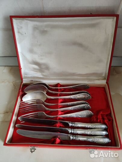 Столовый набор из мельхиора