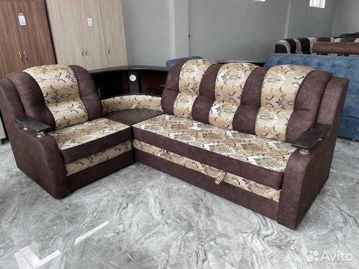Диван угловой новый