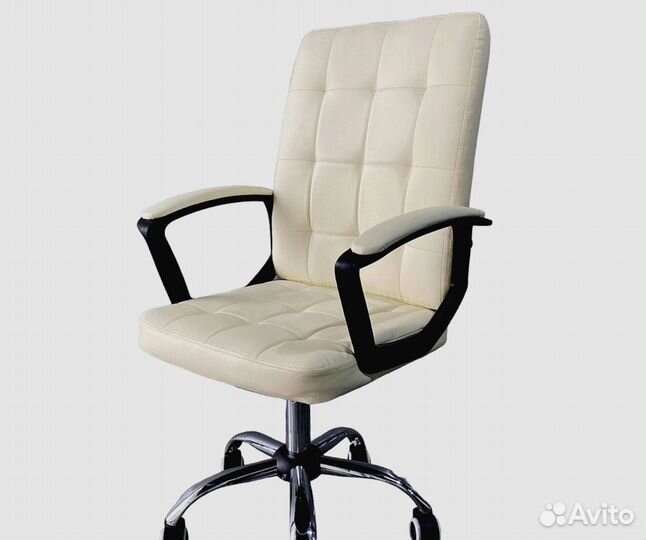 Компьютерный стул игровой