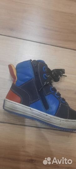 Ботинки детские 22 размер