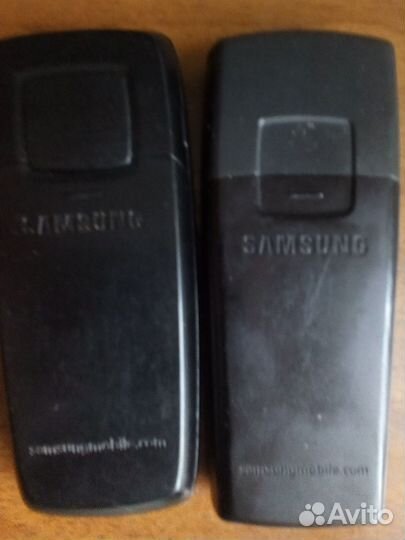 Телефон Samsung старая модель