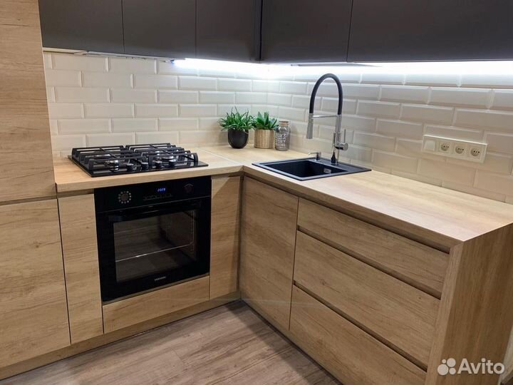 Изготвление кухни на заказ km:012380