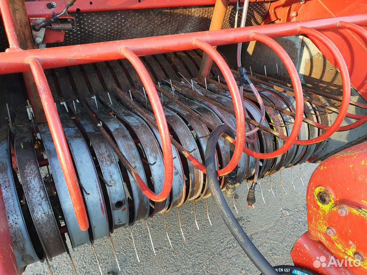 Пресс-подборщик Claas Rollant 44, 1999