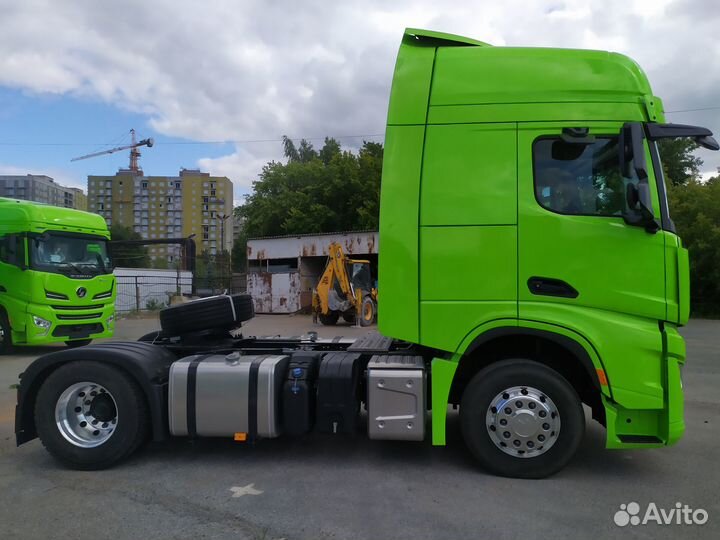 Shacman (Shaanxi) SX4188YY381, 2023