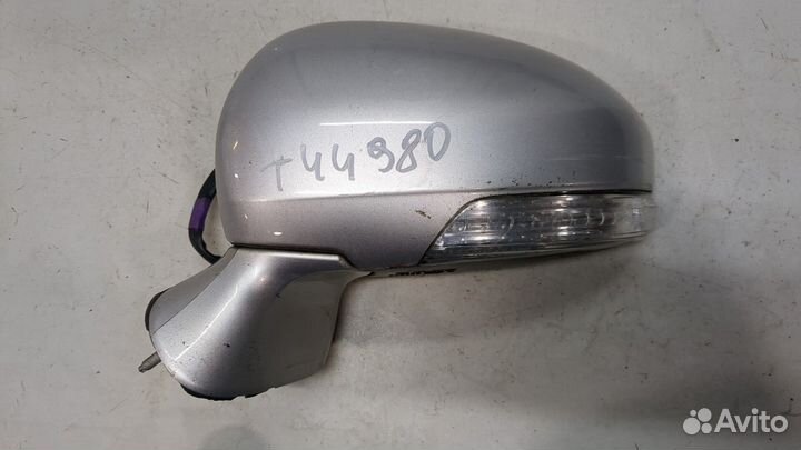 Зеркало боковое Toyota Avensis 3, 2009
