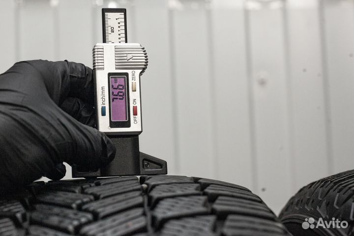 Michelin X-Ice Snow SUV 235/60 R18 107T