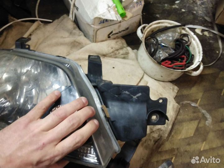 Комплект фар, Mitsubishi Outlander