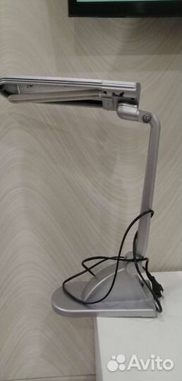 Лампа настольная