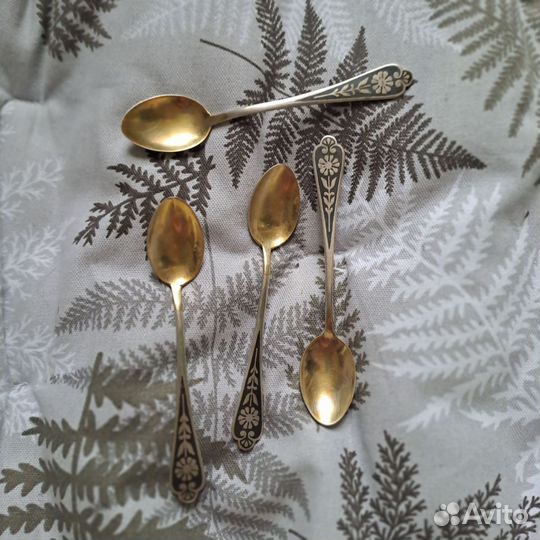 Серебряные позолоченные чайные ложки,875 проба