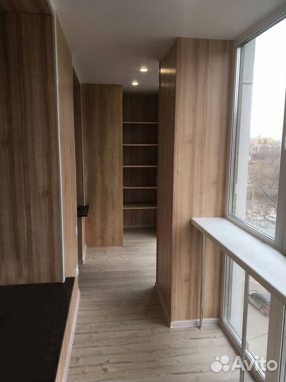 Остекление балконов. Отделка балконов