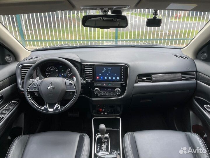 Mitsubishi Outlander 2.4 CVT, 2019, 25 000 км