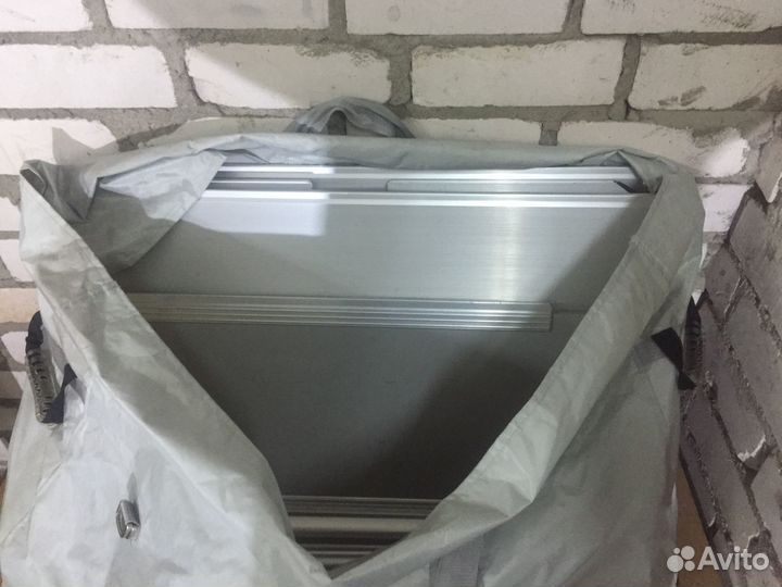 Лодка Nissamaran 320 + мотор 9.8