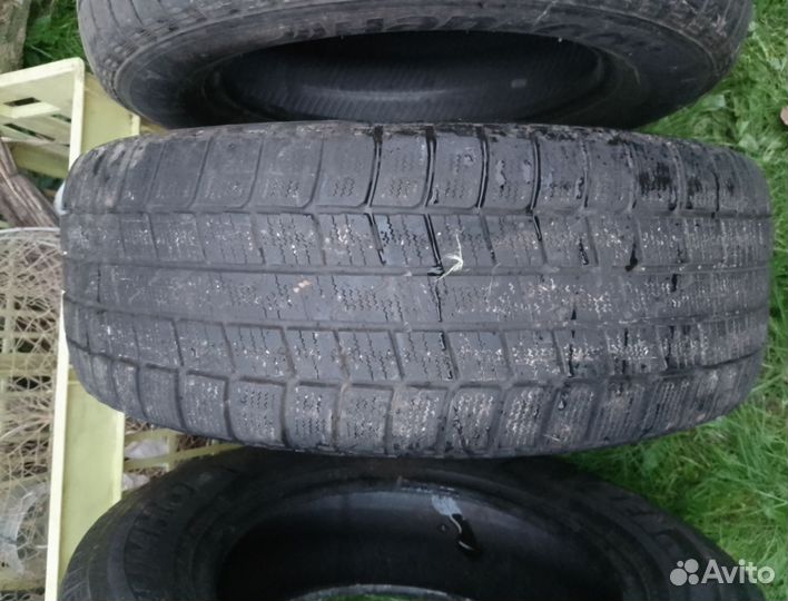 Kumho I'Zen XW KW17 205/65 R15