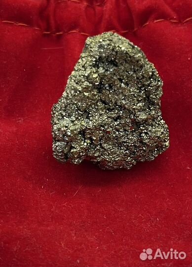 Драгоценный камень